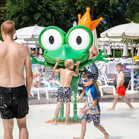 Hu Altomincio Village Kompleks wypoczynkowy 3*