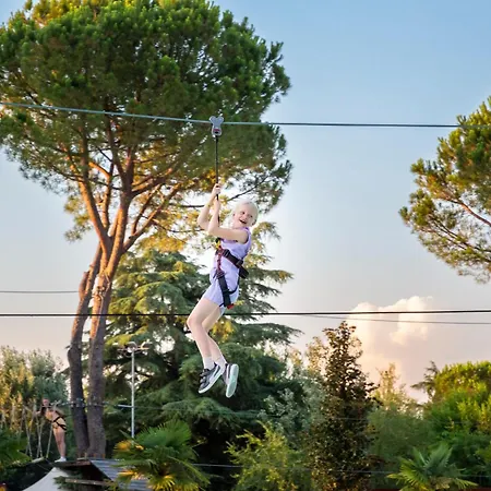 Hu Altomincio Village Feriepark 3*