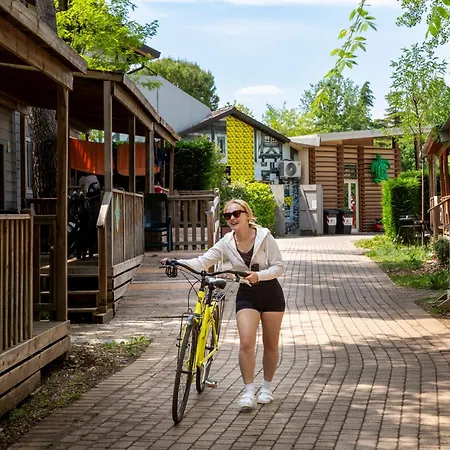 Vakantiepark Hu Altomincio Village