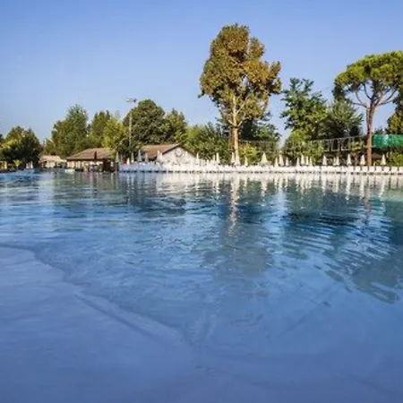Kompleks wypoczynkowy Hu Altomincio Village Valeggio sul Mincio