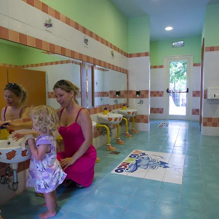 Hu Altomincio Village 3*