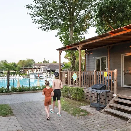 Vakantiepark Hu Altomincio Village Valeggio sul Mincio