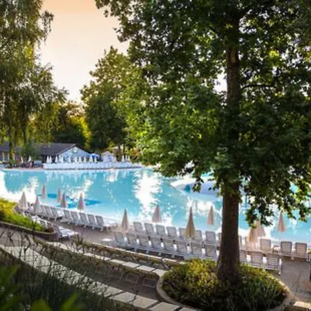 Hu Altomincio Village Vakantiepark 3*