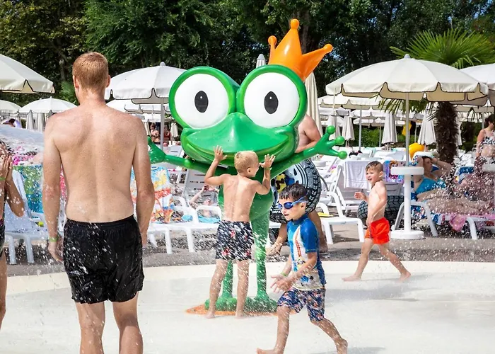 Hu Altomincio Village Prázdninový areál 3*