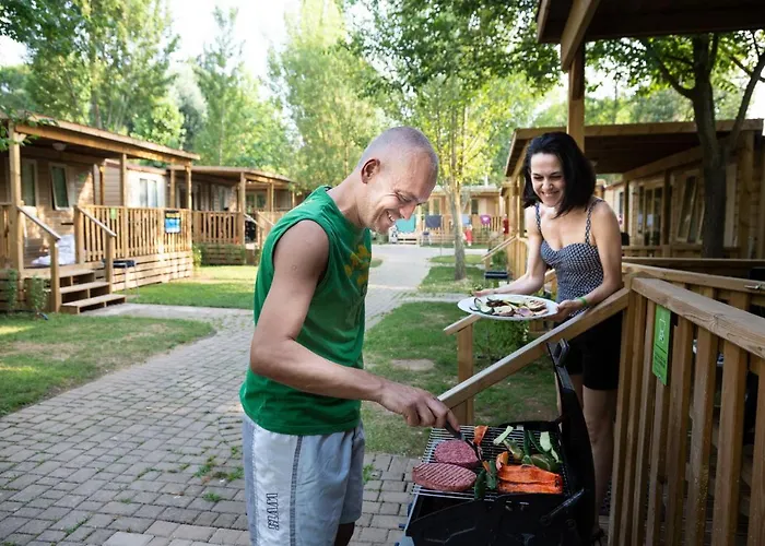 Prázdninový areál Hu Altomincio Village