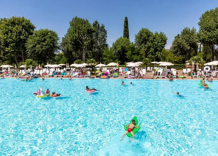 Hu Altomincio Village Prázdninový areál Valeggio sul Mincio