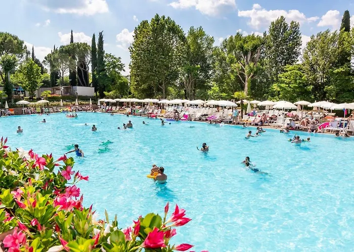 Hu Altomincio Village Prázdninový areál Valeggio sul Mincio