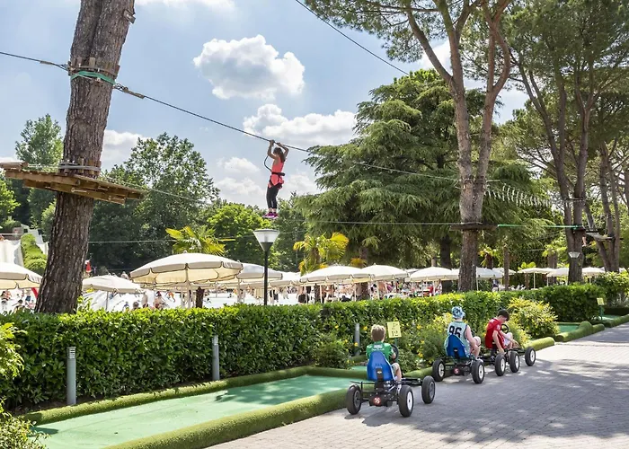 Prázdninový areál Hu Altomincio Village