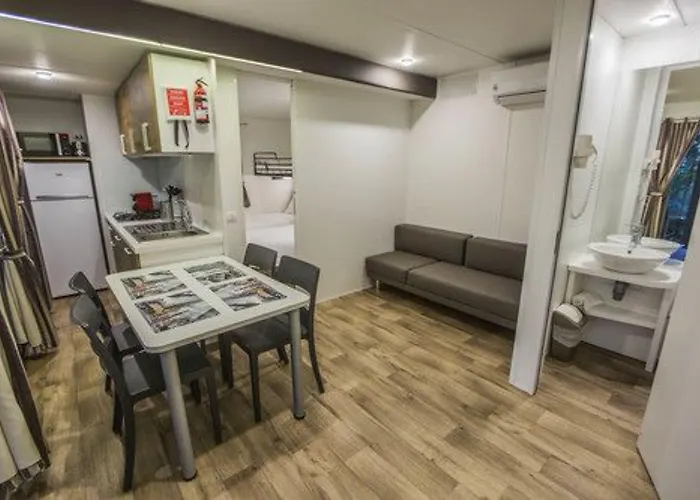 Hu Altomincio Village Prázdninový areál 3*