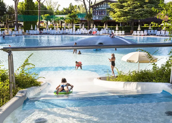 Hu Altomincio Village Prázdninový areál 3*